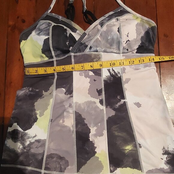 Lululemon Pastel Watercolor Print Tank Top Surplice Activewear Athleisure - Picture 6 of 8